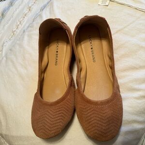 Lucky Brand Brown Chevron Flats